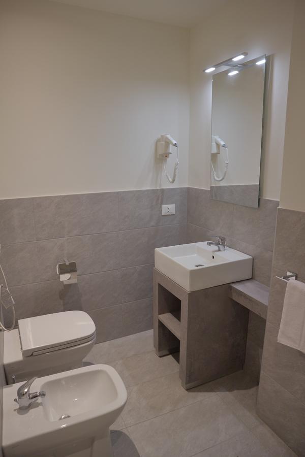 Dimora Dell'Arte - Foresteria Lombarda Smart Rent Sesto San Giovanni Ngoại thất bức ảnh